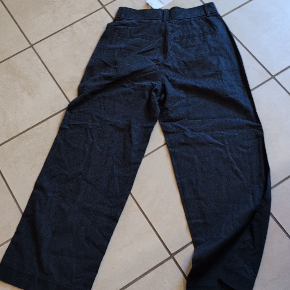 NWT Everlane The Draper Pleated Pant in Buttersmooth Navy Blue Wide Leg Size 4S - Picture 3 of 14